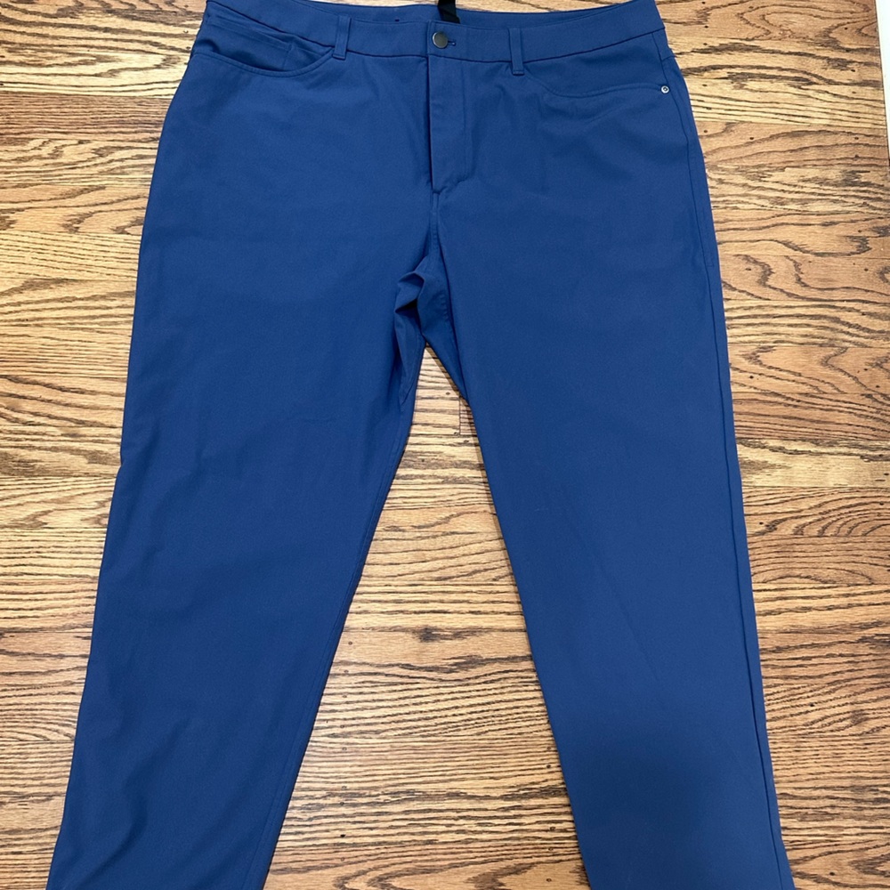 Lululemon 5 pocket pants